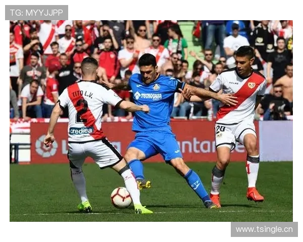 塞维利亚财政问题影响显现,赛季竞争力或面临持续考验