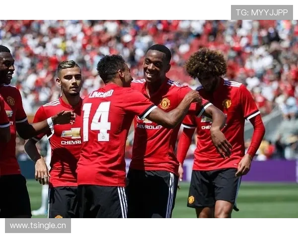 曼联排名回升背后，结构性问题是否仍制约赛季走势？